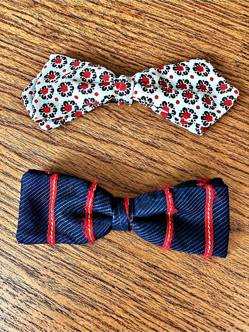 Vintage Beaucliff Clip-On Bow Ties – Set of 2
